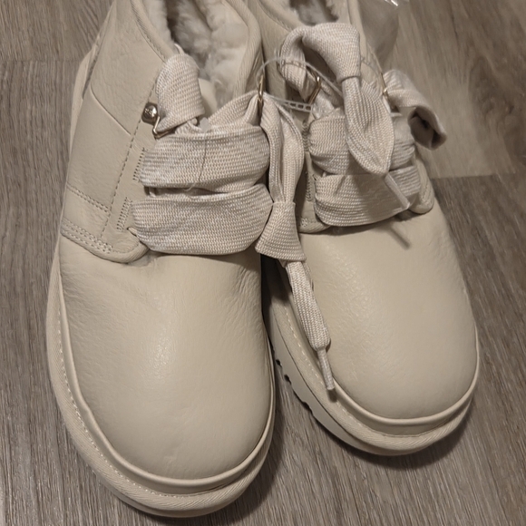 UGG Neumel FT Seasalt Leather Size-8 main image 6